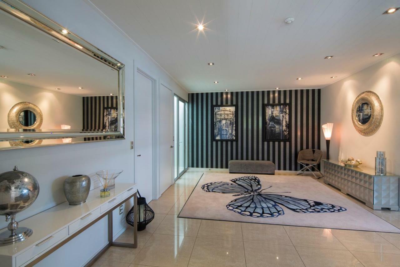 Papillon, A Relax It'S Done Luxury Holiday Home Distretto di Distretto di Queenstown Esterno foto